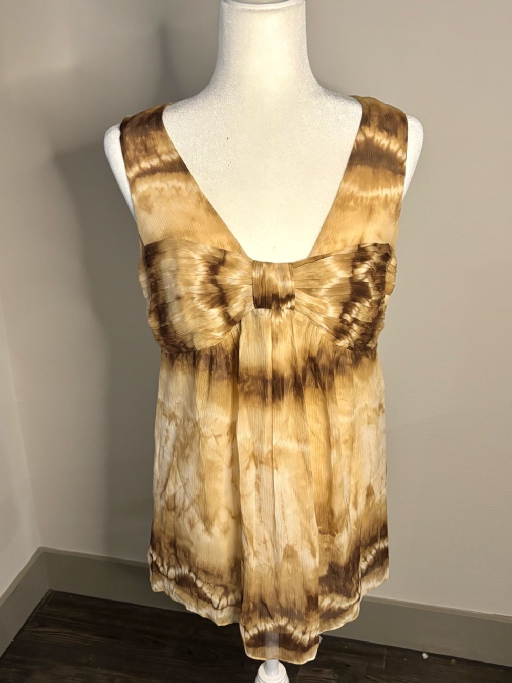 Anne Klein Tie Dye Bow Front Sleeveless Blouse Medium